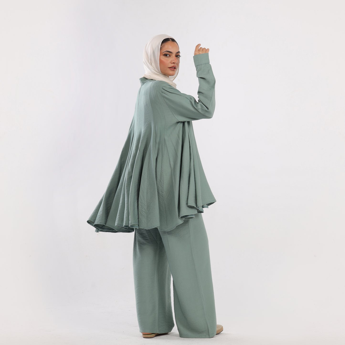 Linen klosh suit