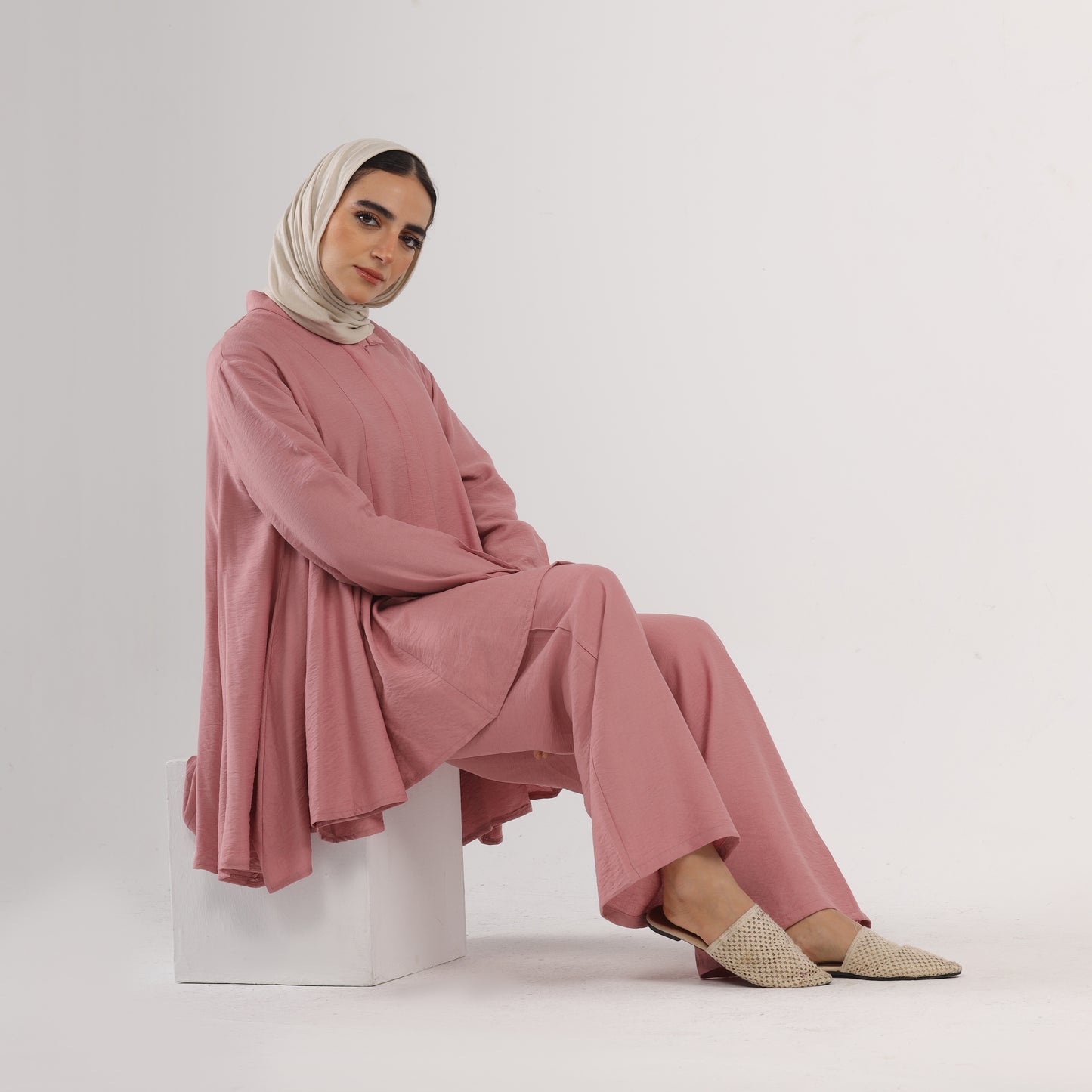 Linen klosh suite